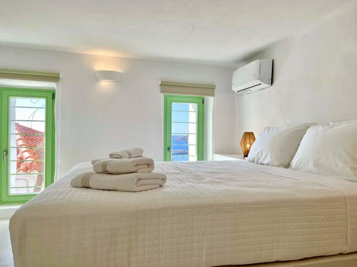 DEMILIA LUXURY SUITES